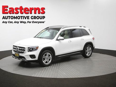 Used 2021 Mercedes-Benz GLB 250 4MATIC image 60