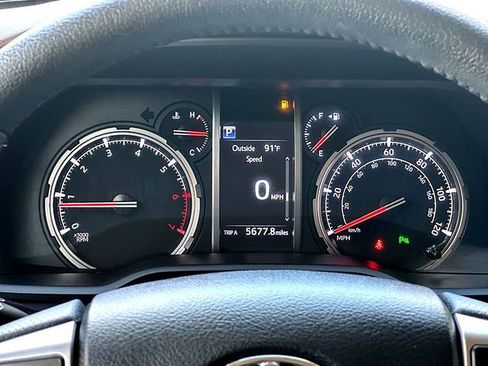 Certified 2024 Toyota 4Runner Limited AWD/4WD image 25