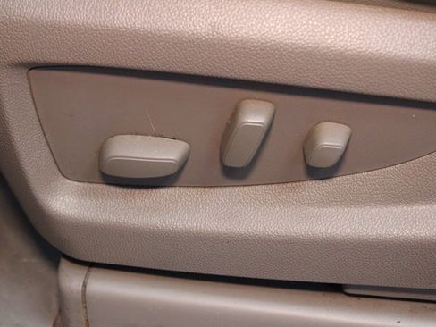 Used 2015 Chevrolet Tahoe LTZ image 20