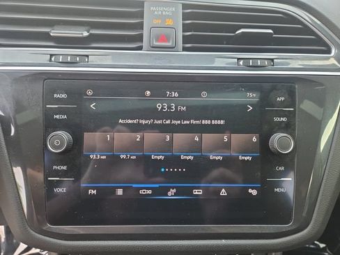 Used 2021 Volkswagen Tiguan SE w/ Panoramic Sunroof Package FWD image 22