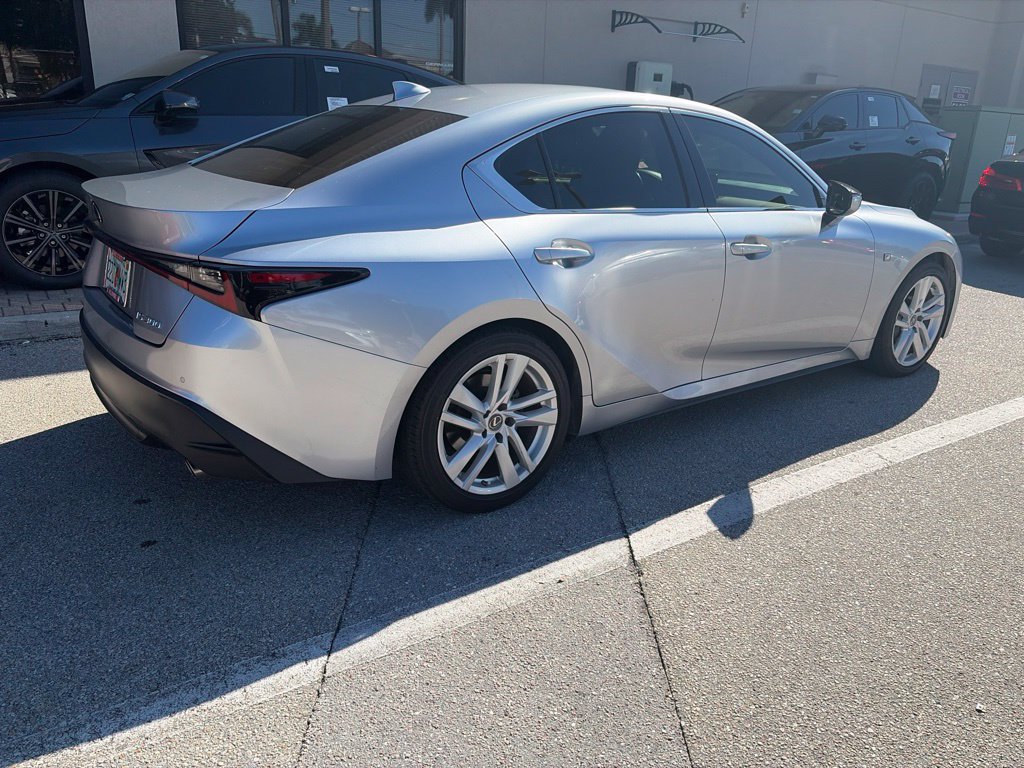 Certified 2021 Lexus IS 300 w/ Comfort Package RWD image 3