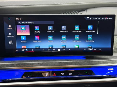 Used 2023 BMW i7 xDrive60 image 27