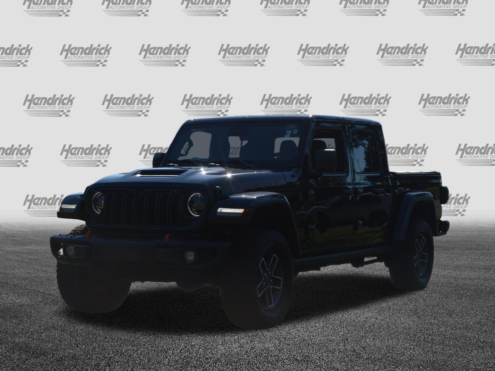 Used 2024 Jeep Gladiator Mojave AWD/4WD image 7