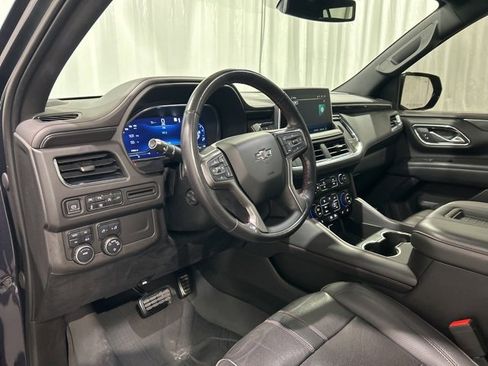 Used 2022 Chevrolet Tahoe RST w/ Luxury Package image 15