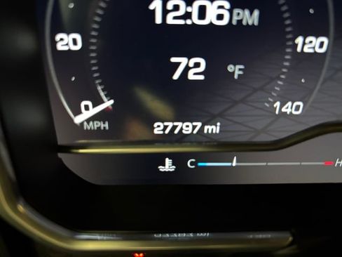 Used 2023 GMC Sierra 1500 AT4 w/ AT4 Preferred Package AWD/4WD image 18