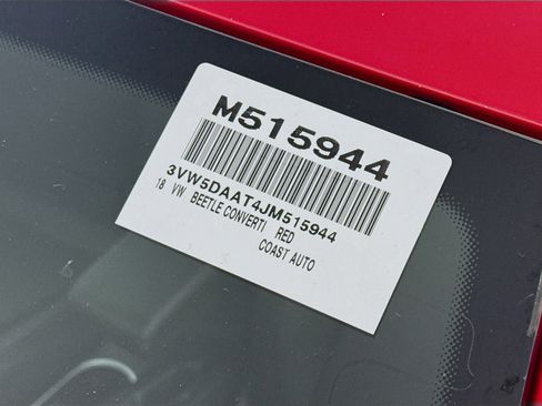 Used 2018 Volkswagen Beetle 2.0T S image 37