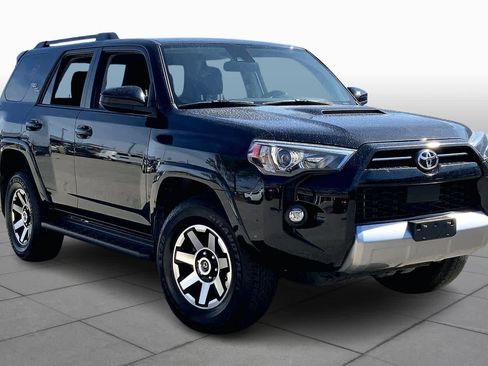 Used 2024 Toyota 4Runner TRD Off-Road image 3