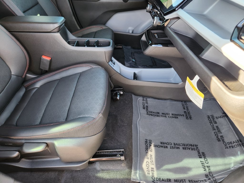 New 2027 Chevrolet Bolt RS w/ Technology Package FWD image 16