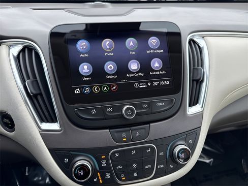 Used 2024 Chevrolet Malibu LT image 23