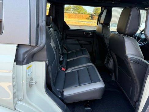 New 2025 Ford Bronco Outer Banks image 10