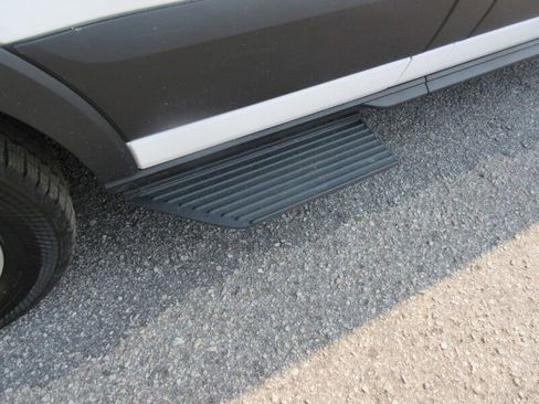 New 2025 Ford Transit 350 XLT image 10