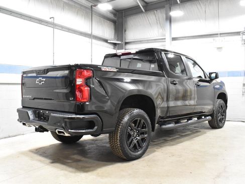 Used 2025 Chevrolet Silverado 1500 LT Trail Boss w/ Convenience Package II image 29