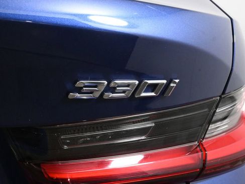 Used 2023 BMW 330i xDrive Sedan w/ Driving Assistance Package AWD/4WD image 35