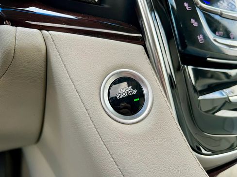 Used 2015 Cadillac Escalade Luxury image 27