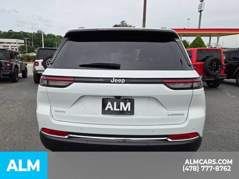 Used 2025 Jeep Grand Cherokee Laredo X w/ Luxury Tech Group I AWD/4WD image 12