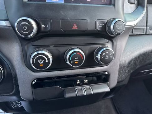 Used 2022 RAM 1500 Big Horn RWD image 18