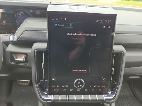 Used 2026 GMC Yukon AT4 Ultimate w/ LPO, Floor Liner Package AWD/4WD image 12