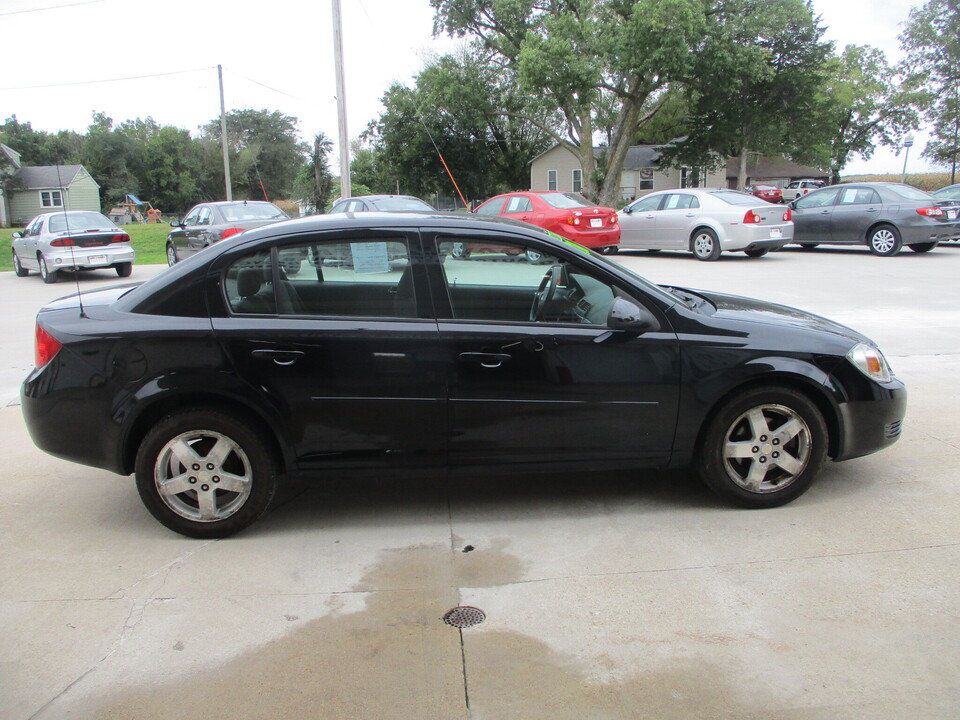 Used 2010 Chevrolet Cobalt LT w/ Preferred Equipment Group FWD image 2