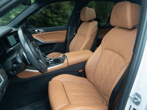 Used 2023 BMW X5 sDrive40i w/ Executive Package image 42