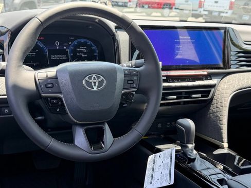 New 2026 Toyota Camry XLE FWD image 32