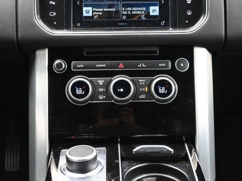 Used 2016 Land Rover Range Rover HSE image 21