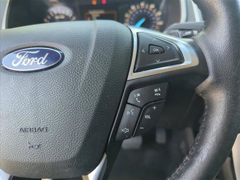 Used 2017 Ford Edge SEL w/ Cargo Accessory Package FWD image 12