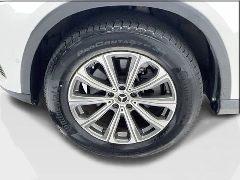 Used 2024 Mercedes-Benz GLC 300 image 13