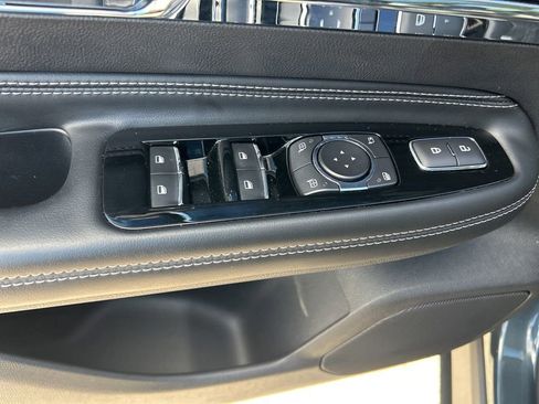 Used 2022 Lincoln Corsair Reserve w/ Equipment Group 201A image 37