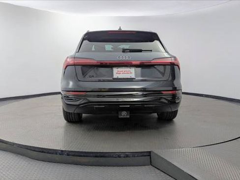 Used 2024 Audi Q8 e-tron Premium Plus w/ Premium Plus Package AWD/4WD image 7
