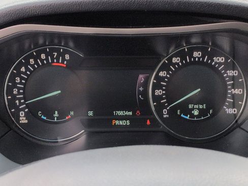 Used 2016 Lincoln MKZ w/ Equipment Group 200A Select FWD image 33