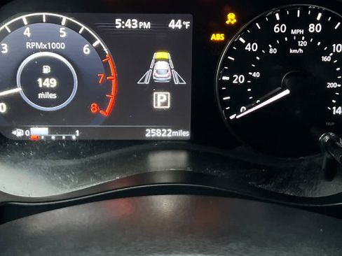 Used 2024 Nissan Kicks SV image 31