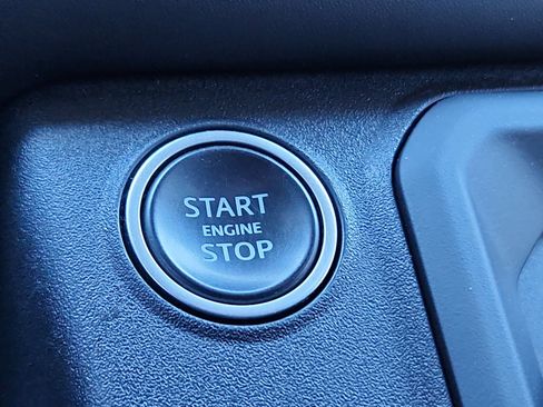 Used 2023 Land Rover Defender 110 X AWD/4WD image 28