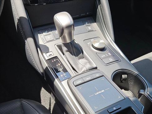 Used 2024 Lexus IS 350 F Sport RWD image 14
