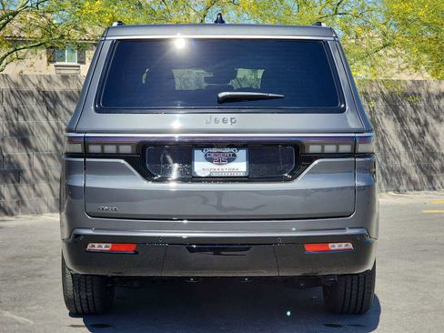 New 2026 Jeep Grand Wagoneer 4WD image 4