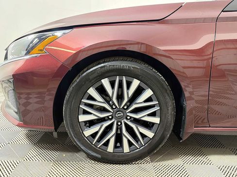 Used 2023 Nissan Altima 2.5 SV FWD image 26