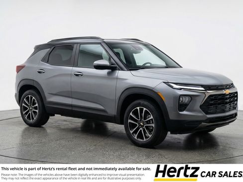 Used 2025 Chevrolet TrailBlazer LT image 1