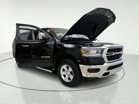 Used 2020 RAM 1500 Big Horn AWD/4WD image 11