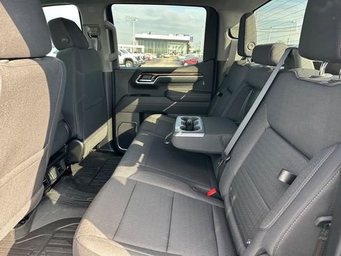 New 2025 GMC Sierra 1500 Elevation image 21