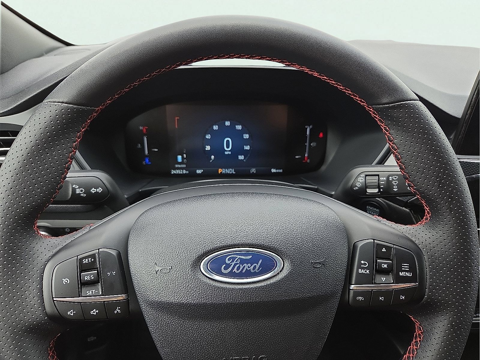Used 2025 Ford Escape ST-Line FWD image 24