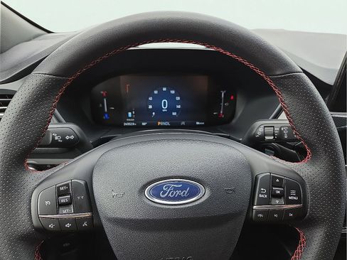 Used 2025 Ford Escape ST-Line FWD image 24