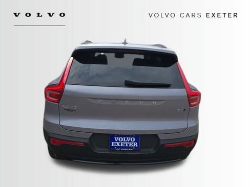New 2026 Volvo XC40 B5 Plus w/ Climate Package AWD/4WD image 6