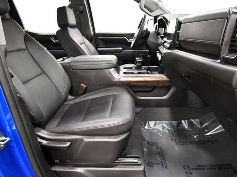 Used 2024 GMC Sierra 1500 Elevation w/ Elevation Premium Package AWD/4WD image 18