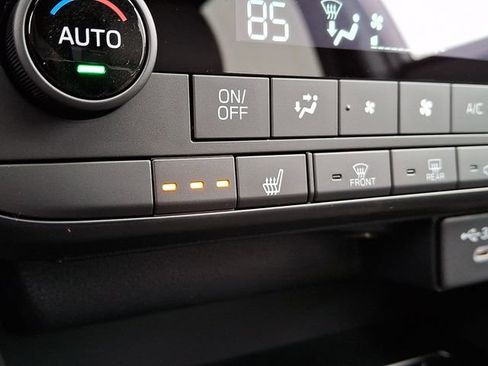 New 2026 Subaru Outback Limited image 21