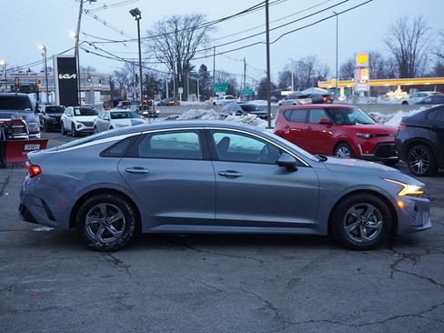 Used 2022 Kia K5 LXS image 16