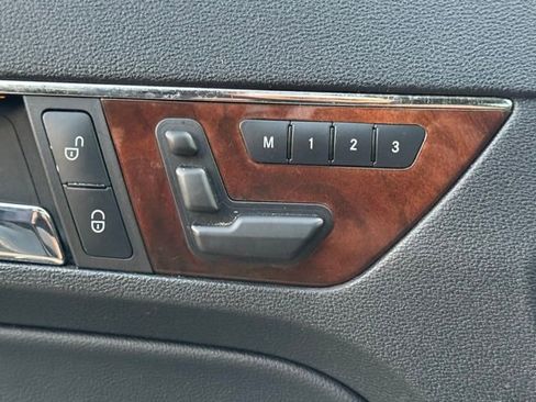 Used 2010 Mercedes-Benz E 350 Coupe image 24