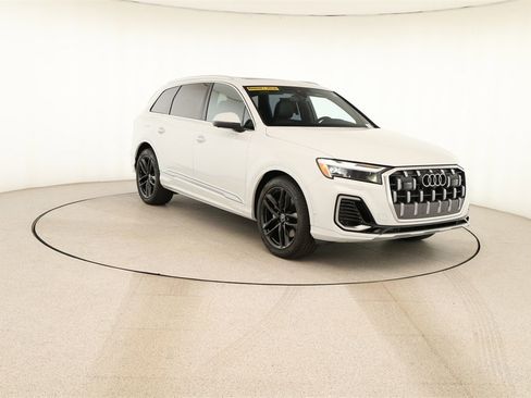 New 2025 Audi Q7 3.0T Premium Plus image 10