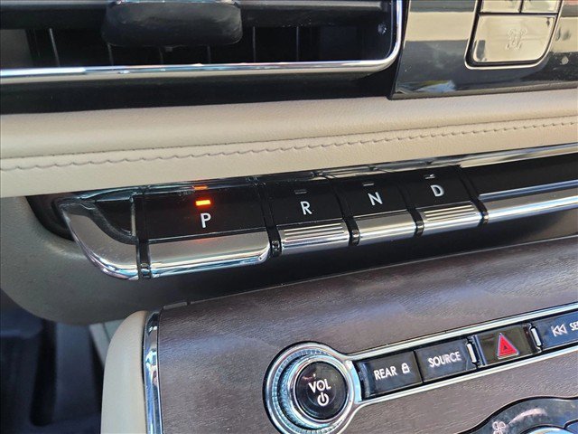 Used 2024 Lincoln Aviator Reserve w/ Equipment Group 201A RWD image 15