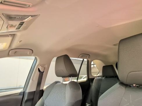 Certified 2025 Toyota RAV4 XLE FWD image 21