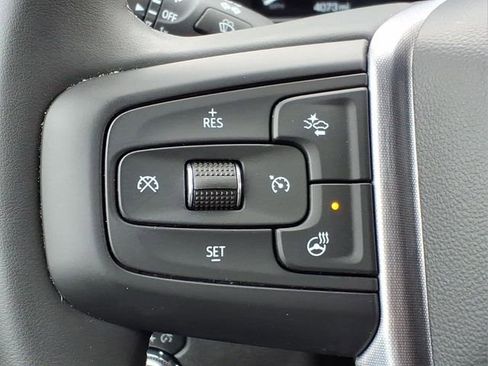 Used 2023 GMC Sierra 1500 Elevation image 22