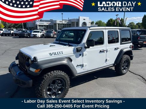 Used 2023 Jeep Wrangler Unlimited w/ Cold Weather Group AWD/4WD image 1